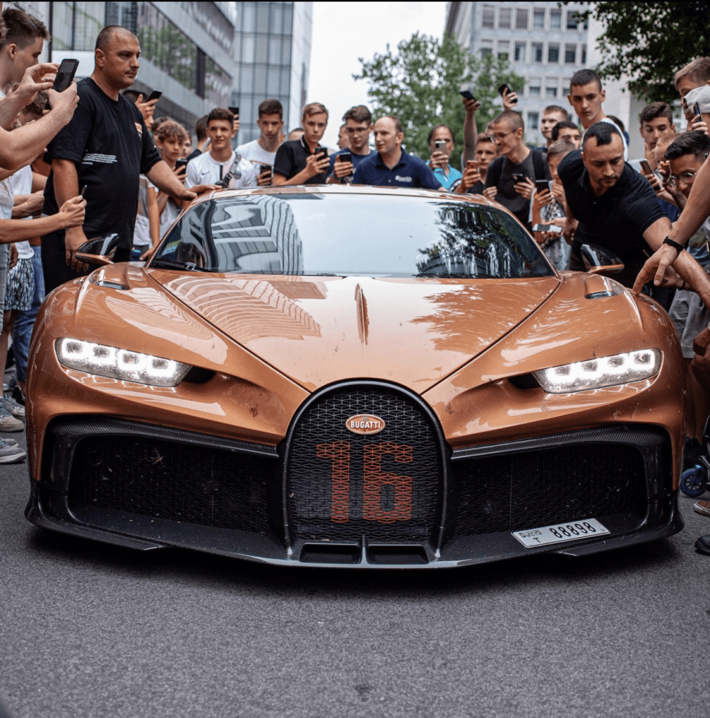 Арнольд Шварценеггер Bugatti