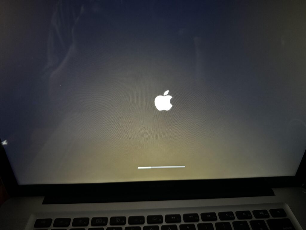 How To Fix macOS Sonoma Stuck On Loading Screen With Apple Logo Progress Bar 1 Fix macOS Sonoma Stuck On Loading Screen With Apple Logo Progress Bar