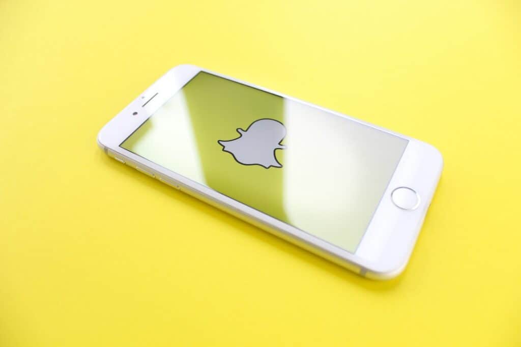 What Does "Sent You a Snap" Mean on Snapchat 2 What Does Sent You a Snap Mean on Snapchat